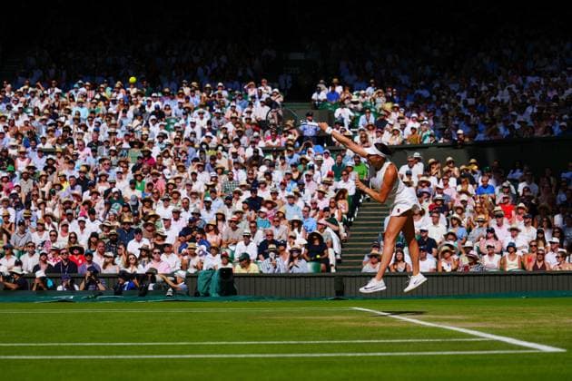 Amanda Anisimova during the Ladies Singles Final Wimbledon Tennis Championships, Day 13, The All England Lawn Tennis and Croquet Club, London, UK - 12 Jul 2025London The All England Lawn Tennis and United Kingdom  Copyright: xJavierxGarcia Shutterstockx 15392293aw