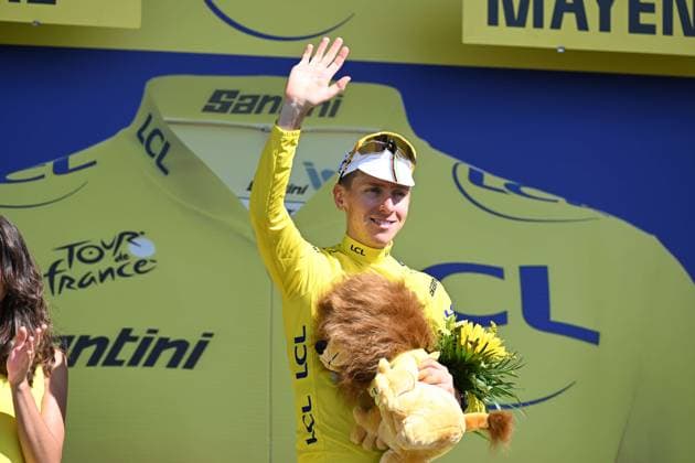 12-07-2025 Tour De France; Tappa 08 Saint Meen Le Grand - Laval; 2025, Uae Team Emirates - Xrg; Pogacar, Tadej; Laval; 