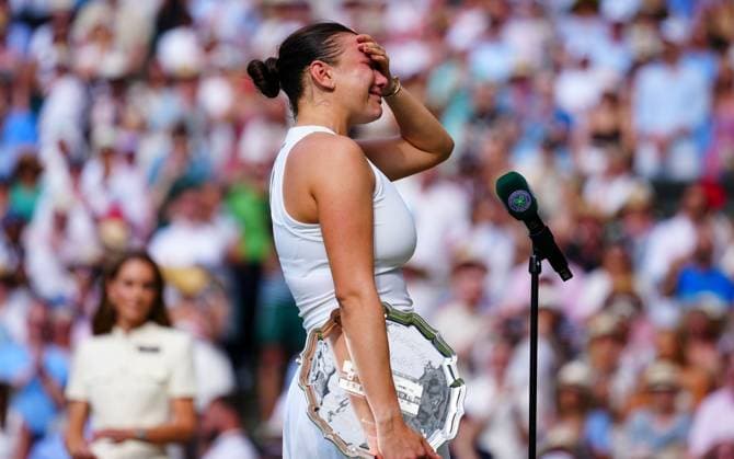 Amanda Anisimova cries during her on court interview Wimbledon Tennis Championships, Day 13, The All England Lawn Tennis and Croquet Club, London, UK - 12 Jul 2025London The All England Lawn Tennis and United Kingdom  Copyright: xJavierxGarcia Shutterstockx 15392293iq