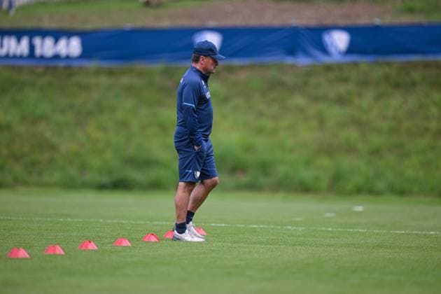 13.07.2025, Fussball, Saison 2025 2026, 2. Bundesliga, Vorbereitung, Sommertrainingslager des VfL Bochum in Scheffau am Wilden Kaiser, Tag 2, Trainer Dieter Hecking (VfL Bochum 1848) xRHR-FOTO YYx *** 13 07 2025, Football, Season 2025 2026, 2 Bundesliga, Preparation, VfL Bochum summer training camp in Scheffau am Wilden Kaiser, Day 2, Coach Dieter Hecking VfL Bochum 1848 xRHR PHOTO YYx Copyright: RHR-FOTOx RHR-FOTO YY