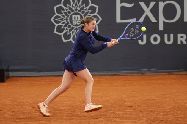 GER, Hamburg, xFSx, ATP250 Frauen-Tennistunier MSC Hamburg Ladies Open 2025, 13.07.2025 Valentina Steiner (GER) vs Renata Jamrichova (SVK) Valentina Steiner (GER) spielt eine Rueckhand Copyright: HMBxMedia FernandoxSoares