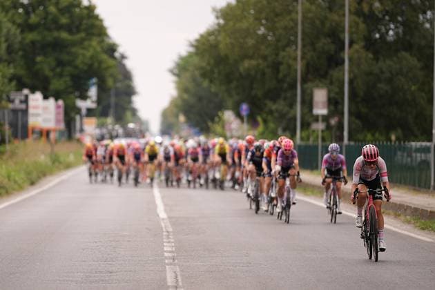 The pack during the 8th stage of the Giro d™Italia Women, from ForlÃ¬ to Imola (Autodromo Enzo e Dino Ferrari), Italy Sunday, July 13, 2025. - cycling .  Copyright: xMarcoxAlpozzi LaPressex