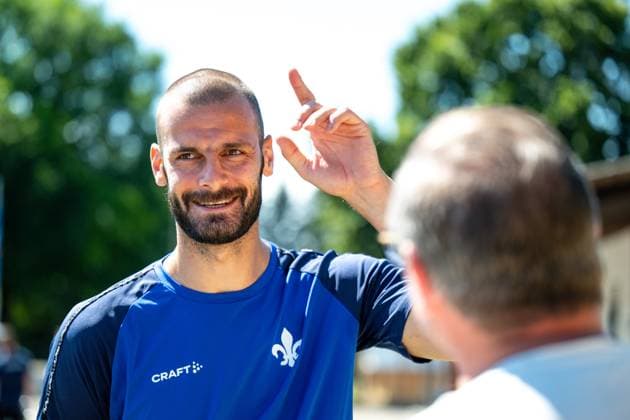 Aleksandar Vukotic (SV Darmstadt 98, 20) im interview, SV Darmstadt 98, Fussball, 2. Bundesliga, Trainingslager, 4. Tag, 13.07.2025. SV Darmstadt 98, Fussball, 2. Bundesliga, Trainingslager, 4. Tag, 13.07.2025. Bad Wörishofen