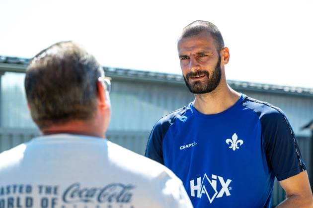 Aleksandar Vukotic (SV Darmstadt 98, 20) im interview, SV Darmstadt 98, Fussball, 2. Bundesliga, Trainingslager, 4. Tag, 13.07.2025. SV Darmstadt 98, Fussball, 2. Bundesliga, Trainingslager, 4. Tag, 13.07.2025. Bad Wörishofen