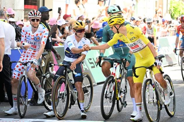 Tour de France 2025 Stage 9 CHATEAUROUX, FRANCE - JULY 13 : Wellens Tim (BEL) of UAE Team Emirates, Evenepoel Remco (BEL) of Soudal Quick-Step, Milan Jonathan (ITA) of Lidl - Trek, Pogacar Tadej (SLO) of UAE Team Emirates during stage 9 of the 112th edition of Tour de France an UCI World Tour 2.UWT cycling road race stage for Men Elite of 170 km with start in Chinon and finish in Chateauroux on July 13, 2025 in Chateauroux, France, 13 07 2025 ( Motordriver Kenny Verfaillie - Chateauroux France  Copyright: xJanxDexMeuleneirx