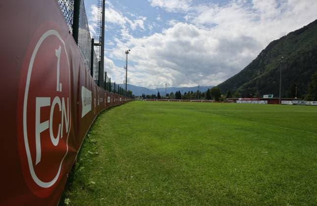 13.07.2025 - Fussball - 2. Fussball-Bundesliga - Saison 2025 2026 - 1. FC Nürnberg FCN Club - Trainingslager Sommer Sommertrainingslager Gais - Bruneck - Südtirol - Zink DaMa - xdaxmax - Symbolbild Symbolfoto Feature Impression - Sportplatz Trainingsplatz Fußballplatz Gais