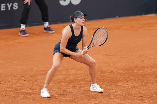 GER, Hamburg, xFSx, ATP250 Frauen-Tennistunier Qualifikationsrunde , MSC Hamburg Ladies Open 2025, 13.07.2025 Carlota Martinez Cirez (ESP), Anna Petkovic (GER) v.l., Anna Petkovic (GER) Copyright: HMBxMedia FernandoxSoares