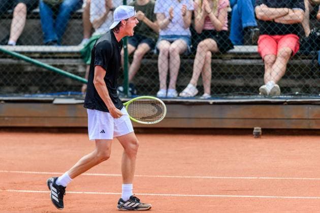 250713 Olle Wallin of Sweden celebrates during the qualifier tennis match at Nordea Open on July 13, 2025 in Bastad. Photo: Mathilda Schuler BILDBYRAN kod MA MA0845 tennis ATP, Tennis Herren 250 nordea open bbeng kval sweden sverige jubel Copyright: MATHILDAxSCHULER BB250713MA013