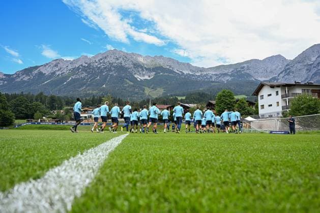 13.07.2025, Fussball, Saison 2025 2026, 2. Bundesliga, Vorbereitung, Sommertrainingslager des VfL Bochum in Scheffau am Wilden Kaiser, Tag 2, Aufwärmen, xRHR-FOTO YYx