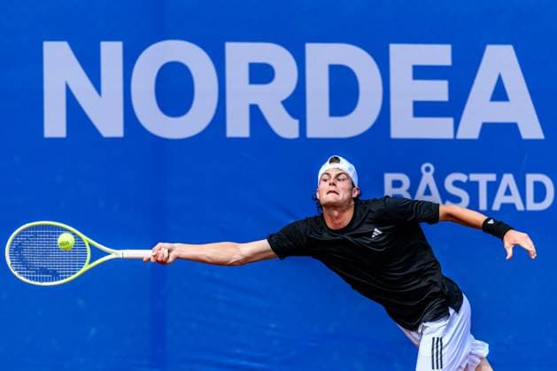 250713 Olle Wallin of Sweden during the qualifier tennis match at Nordea Open on July 13, 2025 in Bastad. Photo: Mathilda Schuler BILDBYRAN kod MA MA0845 tennis ATP, Tennis Herren 250 nordea open bbeng kval sweden sverige Copyright: MATHILDAxSCHULER BB250713MA020