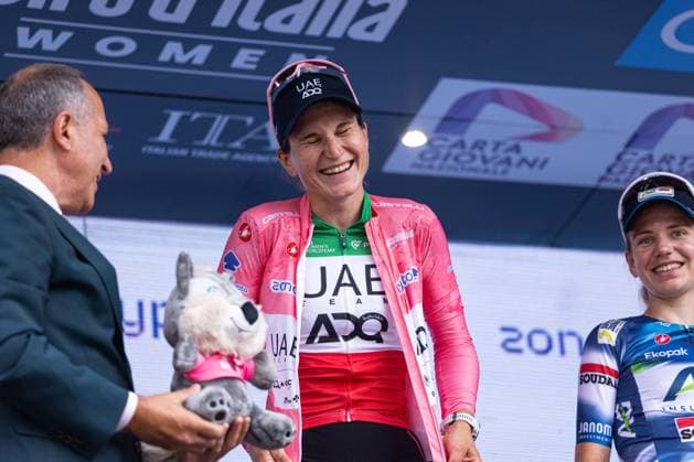 Elisa Longo Borghini winning the Pink Jersey during Giro d Italia Women - Stage 8 - Forli Imola, Giro d Italia race in Imola, Italy, July 13 2025  Copyright: xTommasoxBerardi IPAxSportx xipa-agency.netx xx IPA_60334713 IPA_Agency_IPA60334713