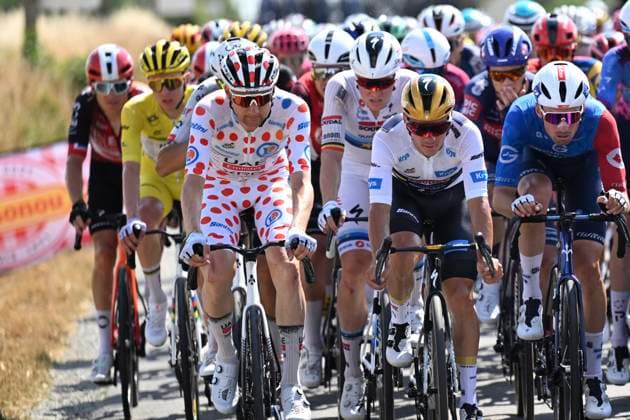 Tour de France 2025 Stage 9 CHATEAUROUX, FRANCE - JULY 13 : Pogacar Tadej (SLO) of UAE Team Emirates, Wellens Tim (BEL) of UAE Team Emirates, Evenepoel Remco (BEL) of Soudal Quick-Step, Merlier during stage 9 of the 112th edition of Tour de France an UCI World Tour 2.UWT cycling road race stage for Men Elite of 170 km with start in Chinon and finish in Chateauroux on July 13, 2025 in Chateauroux, France, 13 07 2025 ( Motordriver Kenny Verfaillie - Chateauroux France  Copyright: xPetexGodingx