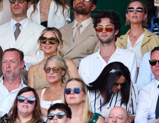 Sienna Miller and Oli Green watching the action on Centre Court Wimbledon Tennis Championships, Day 14, The All England Lawn Tennis and Croquet Club, London, UK - 13 Jul 2025London The All England Lawn Tennis and United Kingdom  Copyright: xJavierxGarcia Shutterstockx 15392297cj