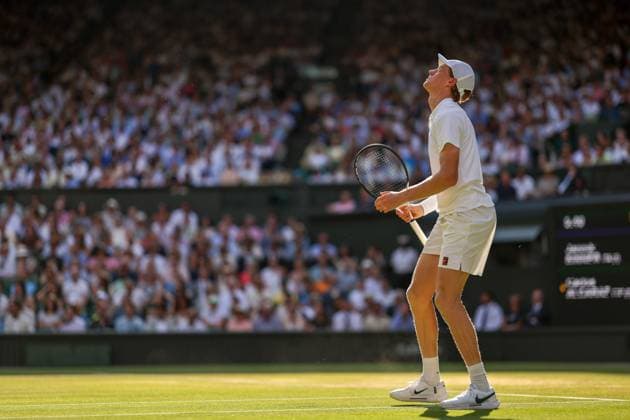 Jannik Sinner during the Gentlemen s Singles final Wimbledon Tennis Championships, Day 14, The All England Lawn Tennis and Croquet Club, London, UK - 13 Jul 2025London The All England Lawn Tennis and United Kingdom  Copyright: xEllaxLing Shutterstockx 15392298bj