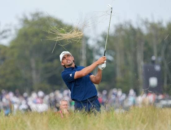 Sport Bilder des Tages Marco Penge (ENG) on the 16th hole during the 4th round of the Genesis Scottish Open Golf Championship. Genesis Scottish Open, Day 4, Golf, Renaissance Club, North Berwick, Scotland, UK - 13 Jul 2025North Berwick Scotland United Kingdom EDITORIAL USE ONLY No use with unauthorised audio, video, data, fixture lists, club league logos or live services. Online in-match use limited to 120 images, no video emulation. No use in betting, games or single club league player publications. Copyright: xStuartxWallace Shutterstockx 15393030cj