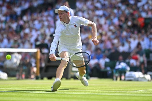 Jannik Sinner Wins His First Wimbledon Trophy - UK Jannik Sinner (ITA) wins his first Wimbledon Trophy at the 2025 Wimbledon Championships at the AELTC in London, UK, on July 13, 2025. Photo by Corinne Dubreuil ABACAPRESS.COM London United Kingdom  Copyright: xDubreuilxCorinne ABACAx