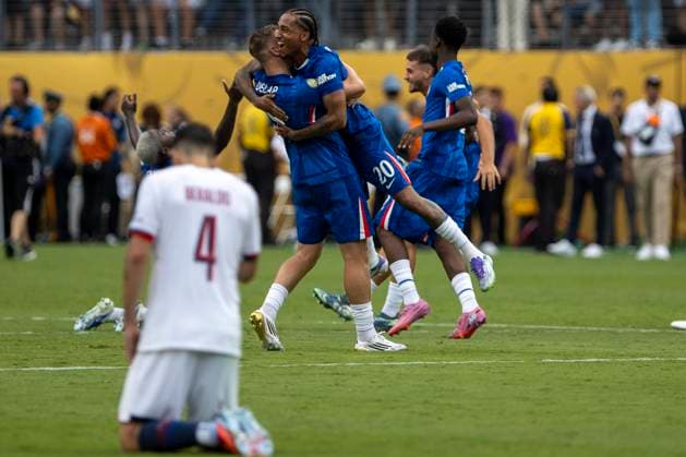Joao Pedro of Chelsea (c) celebrates after beating Paris Saint-Germain (PSG) in the FIFA Club World Cup 2025 final at the stadium MetLife in New Jersey, United States, 13 July 2025. FIFA Club World Cup: Chelsea FC vs. Paris Saint-Germain !ACHTUNG: NUR REDAKTIONELLE NUTZUNG!  Copyright: xÁngelxColmenaresx AMDEP8265 20250713-55017401556_1
