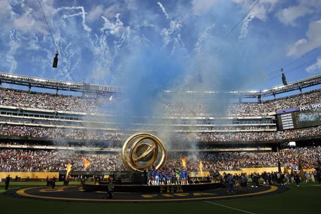 Chelsea FC v Paris Saint-Germain: Final - FIFA Club World Cup 2025 Chelsea (ENG) celebrates their championship as the FIFA Club World Cup 2025 champions by beating Paris Saint-Germain (FRA) 3-0 after an intense final at the MetLife Stadium in New Jersey, USA, on July 13, 2025, alongside US President Donald Trump and FIFA President Gianni Infantino New Jersey United States  Copyright: xDeccioxSerranox originalFilename:serrano-notitle250713_npCI2.jpg