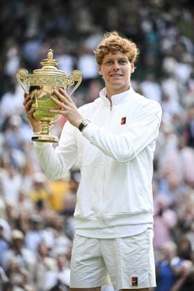 Wimbledon Final Jannick Sinner v Carlos Alcaraz Wimbledon Championships 2025 Day 14, 13 07 25 Gentlemens’ Singles - Final Centre Court Jannick Sinner v Carlos Alcaraz Jannick Sinner wins the Men’s Final  Copyright: xMarcxAspland ThexTimesx NINTCHDBPICT001009703091