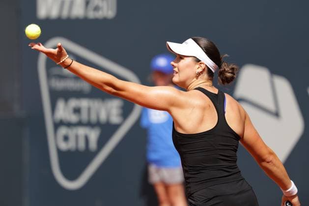 GER, Hamburg, xFSx, ATP250 Frauen-Tennistunier , MSC Hamburg Ladies Open 2025 , 2. Qualifikationsrunde , 14.07.2025 v.l., Anna Petkovic (GER) macht einen Aufschlag Copyright: HMBxMedia FernandoxSoares