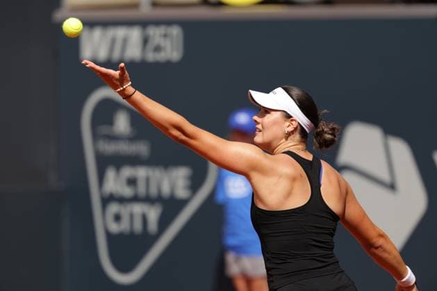 GER, Hamburg, xFSx, ATP250 Frauen-Tennistunier , MSC Hamburg Ladies Open 2025 , 2. Qualifikationsrunde , 14.07.2025 v.l., Anna Petkovic (GER) macht einen Aufschlag Copyright: HMBxMedia FernandoxSoares