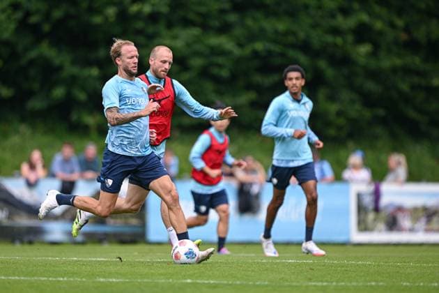 14.07.2025, Fussball, Saison 2025 2026, 2. Bundesliga, Vorbereitung, Sommertrainingslager des VfL Bochum in Scheffau am Wilden Kaiser, Kevin Vogt (VfL Bochum 1848), Philipp Hofmann (VfL Bochum 1848) xRHR-FOTO YYx