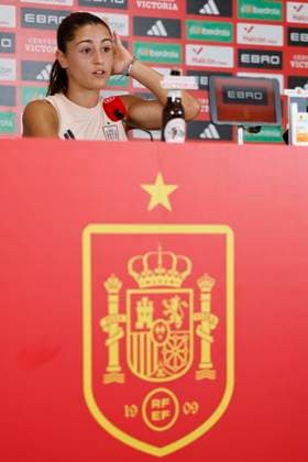 Spanish Women s Natonial Soccer Team member Jana Fernandez addresses a team s training session in Lausanne, Switzerland, 14 July 2025. The team prepares UEFA Women s Euro quarter final match against Switzerland on 18 July. Spanish National Soccer Team presser !ACHTUNG: NUR REDAKTIONELLE NUTZUNG!  Copyright: xAnaxEscobarx GRAF4961 20250714-55017404991_1