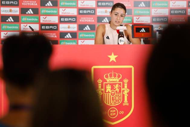 Spanish Women s Natonial Soccer Team member Jana Fernandez addresses a team s training session in Lausanne, Switzerland, 14 July 2025. The team prepares UEFA Women s Euro quarter final match against Switzerland on 18 July. Spanish National Soccer Team presser !ACHTUNG: NUR REDAKTIONELLE NUTZUNG!  Copyright: xAnaxEscobarx GRAF4963 20250714-55017404993_1