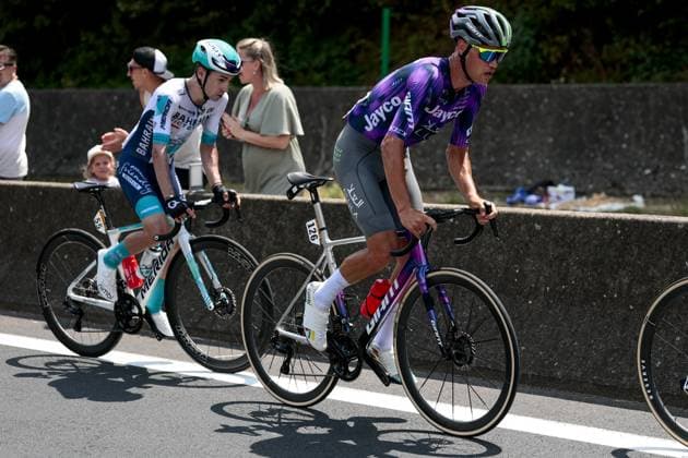 Australian Luke Plapp of Team Jayco AlUla pictured in action during stage 10 of the 2025 Tour de France cycling, from Ennezat to Le Mont-Dore Puy de Sancy (169 km), on Monday 14 July 2025 in France. The 112th edition of the Tour de France starts on Saturday 5 July in Lille, France, and will finish in Paris, France on the 27th of July. POOLxLUCAxBETTINI  x129238378x