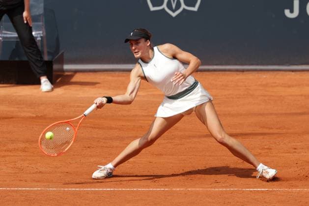 GER, Hamburg, xFSx, ATP250 Frauen-Tennistunier , MSC Hamburg Ladies Open 2025 ,Round of 32 , 14.07.2025 v.l., Tara Wuerth (CRO) spiel eine Vorhand Copyright: HMBxMedia FernandoxSoares