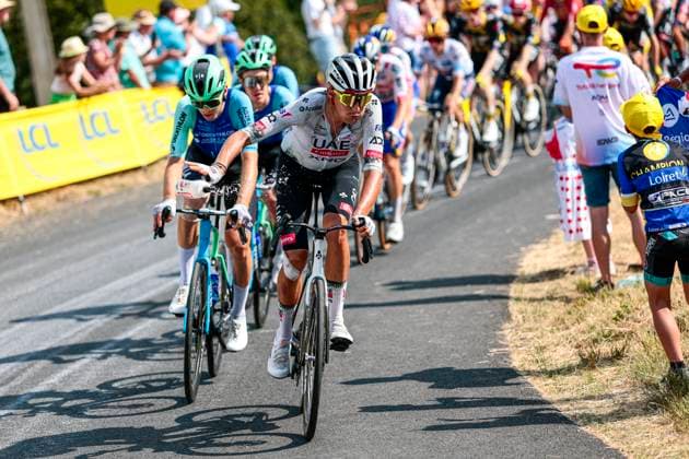 Tour de France 2025 Stage 10 LE MONT-DORE PUY DE SANCY, FRANCE - JULY 14 : Rider of UAE Team Emirates - XRG in action during stage 10 of the 112th edition of Tour de France an UCI World Tour 2.UWT cycling road race stage for Men Elite of 163 km with start in Ennezat and finish in Le Mont-Dore Puy de Sancy on July 14, 2025 in Le Mont-Dore Puy de Sancy, France, 14 07 2025 ( Motordriver Kenny Verfaillie - Le Mont-Dore Puy de Sancy France  Copyright: xLucaxBettinix
