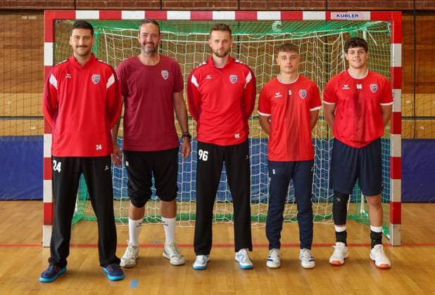 BAU 14.07.2025 Bietigheim Handball SG BBM Bietigheim Trainingsauftakt, Neuzugänge, v.l. Martin Tomovski, Trainer Iker Romero, Jan Hrdlicka, Nico Bacani, Max Prantner