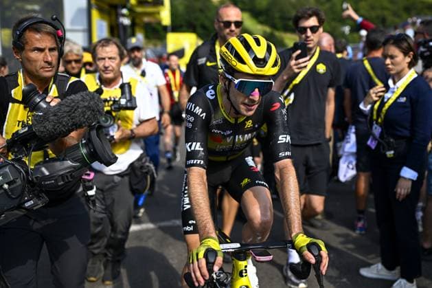 British Simon Yates of Team Visma Lease a Bike celebrates after winning stage 10 of the 2025 Tour de France cycling, from Ennezat to Le Mont-Dore Puy de Sancy (169 km), on Monday 14 July 2025 in France. The 112th edition of the Tour de France starts on Saturday 5 July in Lille, France, and will finish in Paris, France on the 27th of July. JASPERxJACOBS  x129256214x