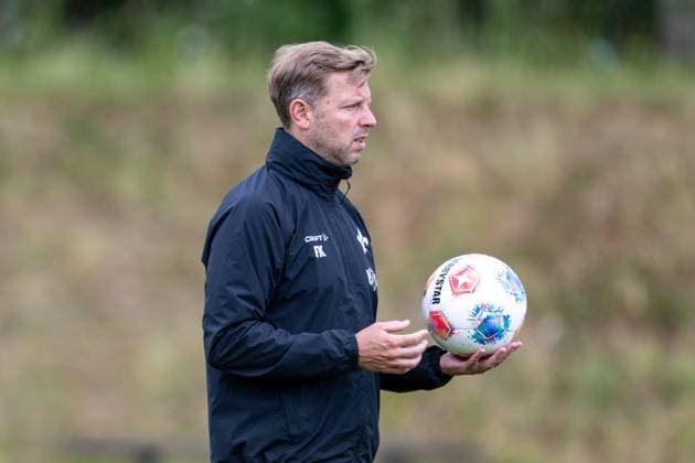 Florian Kohfeldt (SV Darmstadt 98, Trainer) beim Training, SV Darmstadt 98, Fussball, 2. Bundesliga, Trainingslager, 5. Tag, 14.07.2025. SV Darmstadt 98, Fussball, 2. Bundesliga, Trainingslager, 5. Tag, 14.07.2025. Bad Wörishofen