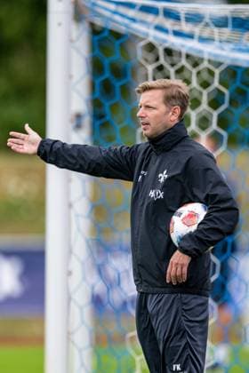 Florian Kohfeldt (SV Darmstadt 98, Trainer) gestikuliert, SV Darmstadt 98, Fussball, 2. Bundesliga, Trainingslager, 5. Tag, 14.07.2025. SV Darmstadt 98, Fussball, 2. Bundesliga, Trainingslager, 5. Tag, 14.07.2025. Bad Wörishofen