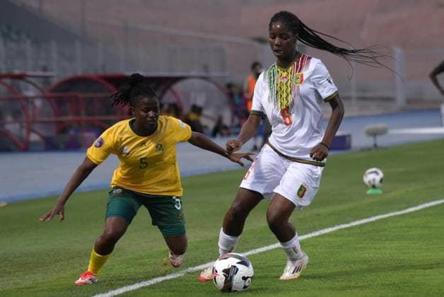 OUJDA, MOROCCO - JULY 14: Fikile Magama of South Africa and Coumba Dembele of Mali during the 2025 Women s Africa Cup of Nations (WAFCON) match between South Africa and Mali at Honor Stadium on July 14, 2025 in Oujda, Morocco. Photo by Mansa Ayoola Copyright: xx