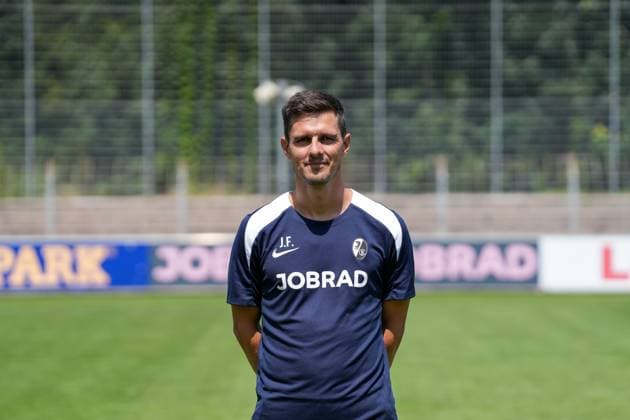 Johannes Flum (Verbindungstrainer); SC Freiburg II; SC Freiburg U23; Regionalliga Südwest, Porträttermin 2025 2026, Freiburg Möslestadion Baden-Wuerttemberg Deutschland Copyright: xSTEINSIEK.CH PAAx
