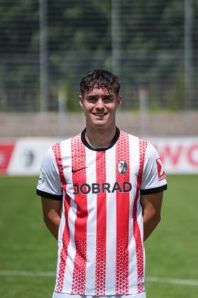 Noah Wagner; SC Freiburg II; SC Freiburg U23; Regionalliga Südwest, Porträttermin 2025 2026, Freiburg Möslestadion Baden-Wuerttemberg Deutschland Copyright: xSTEINSIEK.CH PAAx