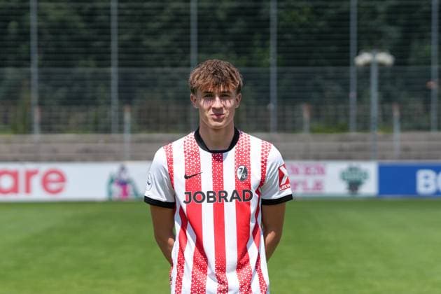 Jack James; SC Freiburg II; SC Freiburg U23; Regionalliga Südwest, Porträttermin 2025 2026, Freiburg Möslestadion Baden-Wuerttemberg Deutschland Copyright: xSTEINSIEK.CH PAAx