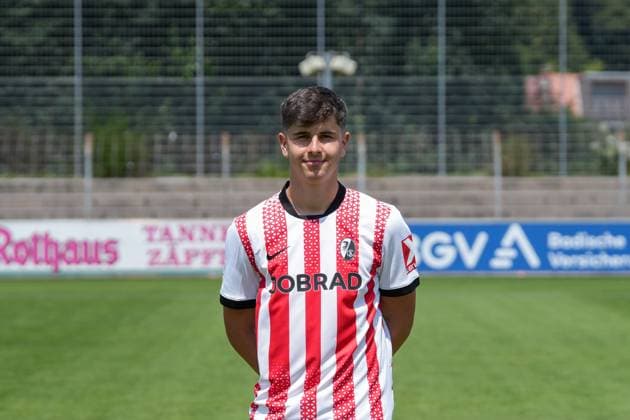 Karl Steinmann; SC Freiburg II; SC Freiburg U23; Regionalliga Südwest, Porträttermin 2025 2026, Freiburg Möslestadion Baden-Wuerttemberg Deutschland Copyright: xSTEINSIEK.CH PAAx