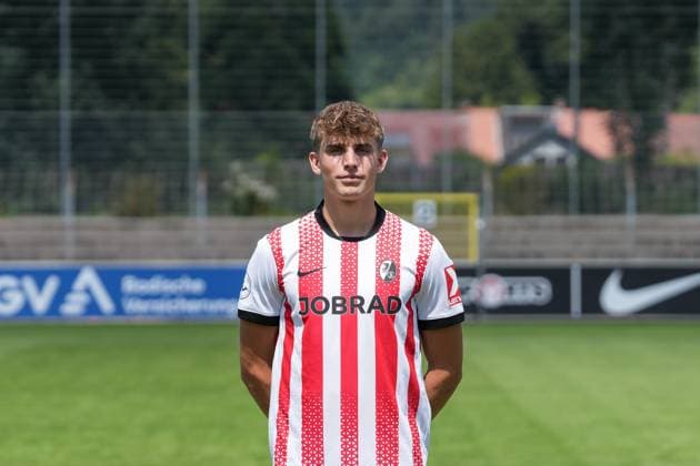 Marius Klein; SC Freiburg II; SC Freiburg U23; Regionalliga Südwest, Porträttermin 2025 2026, Freiburg Möslestadion Baden-Wuerttemberg Deutschland Copyright: xSTEINSIEK.CH PAAx