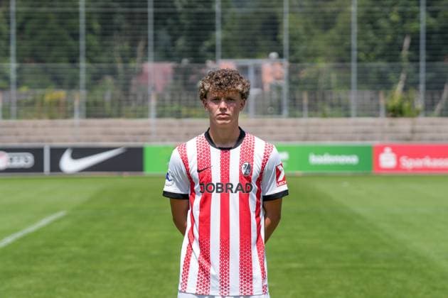 Rouven Tarnutzer; SC Freiburg II; SC Freiburg U23; Regionalliga Südwest, Porträttermin 2025 2026, Freiburg Möslestadion Baden-Wuerttemberg Deutschland Copyright: xSTEINSIEK.CH PAAx