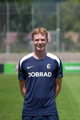 Simon Leopold (Teammanager); SC Freiburg II; SC Freiburg U23; Regionalliga Südwest, Porträttermin 2025 2026, Freiburg Möslestadion Baden-Wuerttemberg Deutschland Copyright: xSTEINSIEK.CH PAAx
