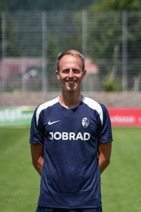 Philipp Himstedt (Sportpsychologe); SC Freiburg II; SC Freiburg U23; Regionalliga Südwest, Porträttermin 2025 2026, Freiburg Möslestadion Baden-Wuerttemberg Deutschland Copyright: xSTEINSIEK.CH PAAx