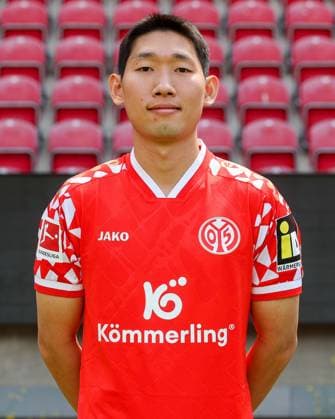 Fussball - 1. BL - Porträttermin 2025 2026 - 14.07.25, Hyun-seok Hong (1. FSV Mainz 05), 1.BL, Porträttermin 2025 2026, -