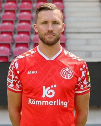 Fussball - 1. BL - Porträttermin 2025 2026 - 14.07.25, Silvan Widmer (1. FSV Mainz 05), 1.BL, Porträttermin 2025 2026, - *** Football 1 BL Porträttermin 2025 2026 14 07 25, Silvan Widmer 1 FSV Mainz 05 , 1 BL, Porträttermin 2025 2026,