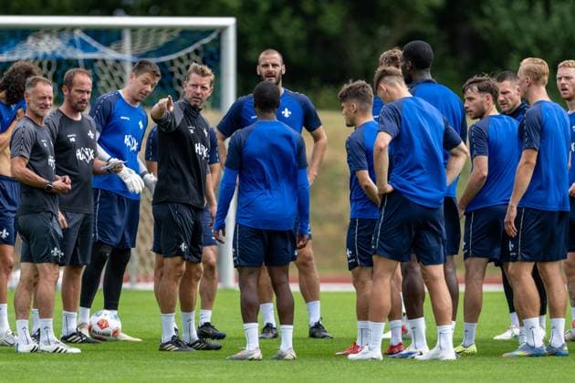 Bartosz Bialek (SV Darmstadt 98) gestikuliert, SV Darmstadt 98, Fussball, 2. Bundesliga, Trainingslager, 6. Tag, 15.07.2025. SV Darmstadt 98, Fussball, 2. Bundesliga, Trainingslager, 6. Tag, 15.07.2025. Bad Wörishofen