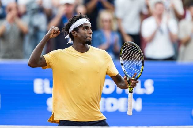 250715 Elias Ymer of Sweden celebrates after day 3 of the Nordea Open on July 15, 2025 in Bastad. Photo: Niclas Jönsson BILDBYRAN COP 273 NO0351 tennis ATP, Tennis Herren 250 nordea open bbeng jubel Copyright: NICLASxJÖNSSON BB250715NO025
