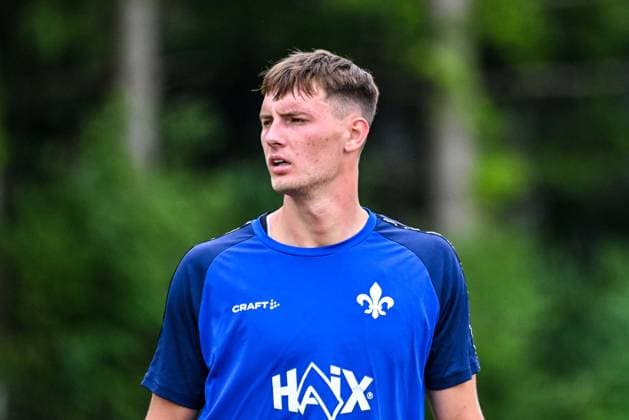 GER, 2. BL, SV Darmstadt 98, Trainingslager in Bad Wörishofen 15.07.2025, Stadion Am Unteren Hart, Bad Wörishofen, GER, 2. BL, SV Darmstadt 98, Trainingslager in Bad Wörishofen, im Bild Bartosz Bialek (Darmstadt, 27)