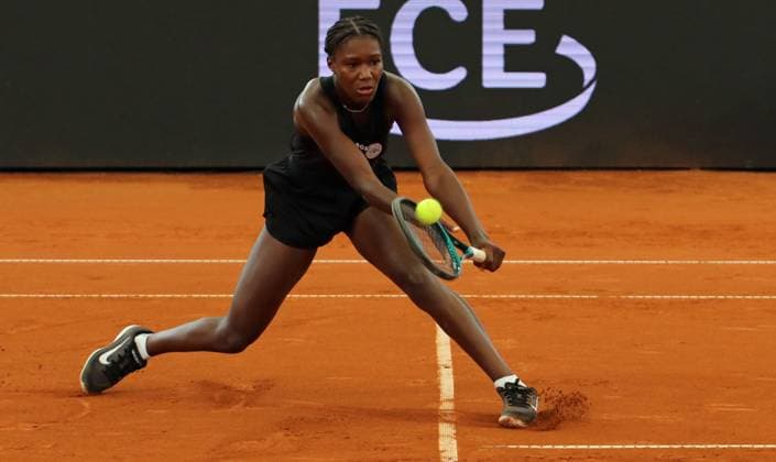 MSC Hamburg Ladies Open, WTA, Tennis Damen 250er-Turnier am Hamburger Rothenbaum, 1. Runde: Noma Noha Akugue (Deutschland).